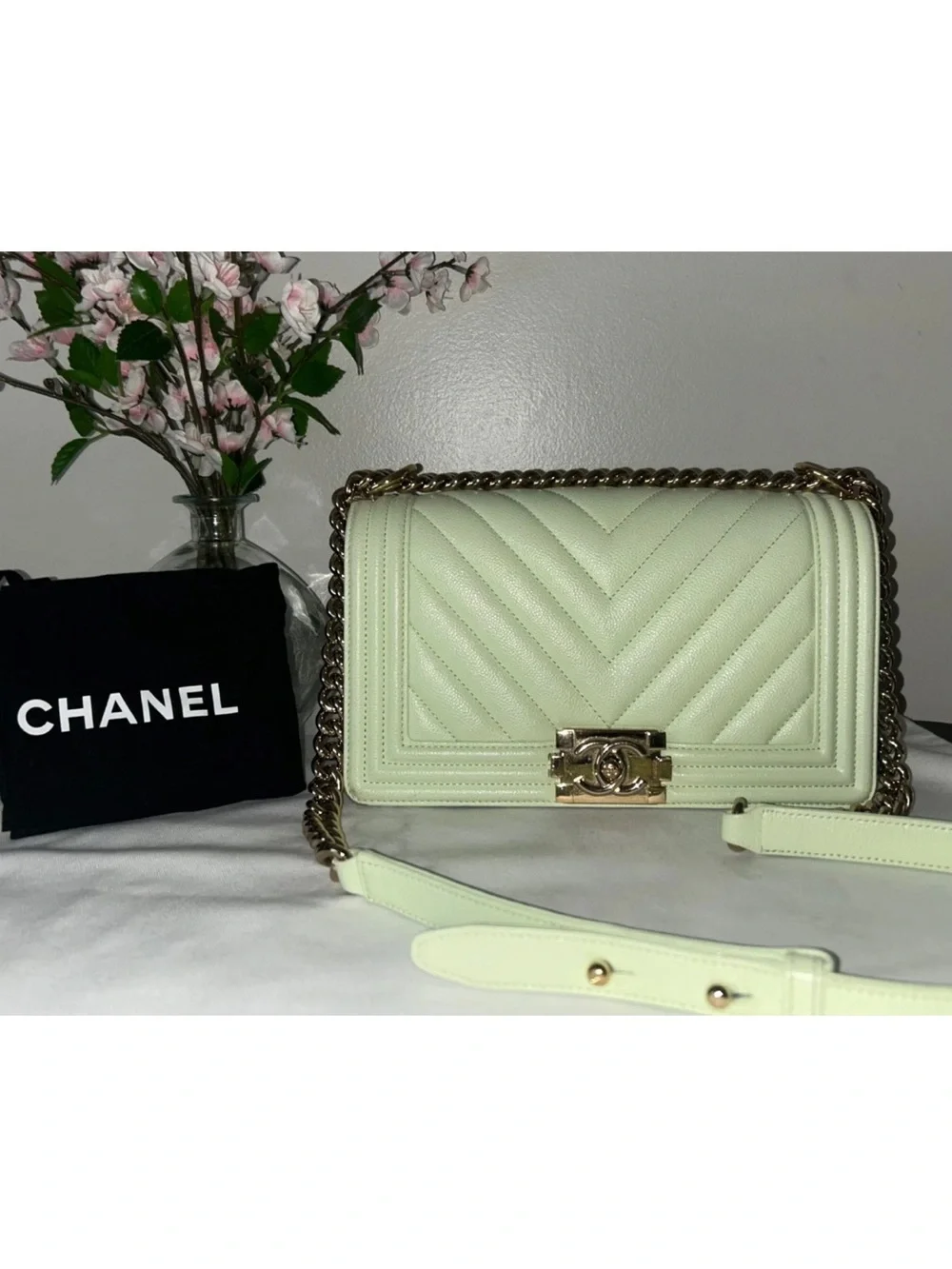 🩷TRADE🩷CHANEL Medium Boy Flap Bag Quilted Caviar Leather Light Green - Picture 4 of 16